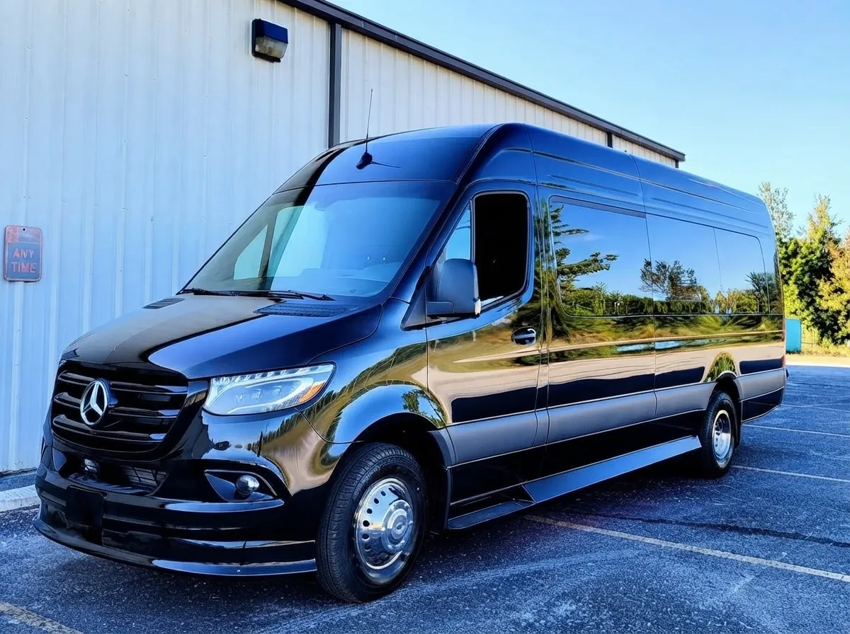 2025 Mercedes-Benz Sprinter Limousine (Sebastian) 2025 Mercedes-Benz Sprinter Limousine (Sebastian) in black, available to rent