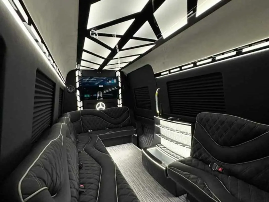 2026 Mercedes-Benz Sprinter Limousine (Sylvester) in black, image 3