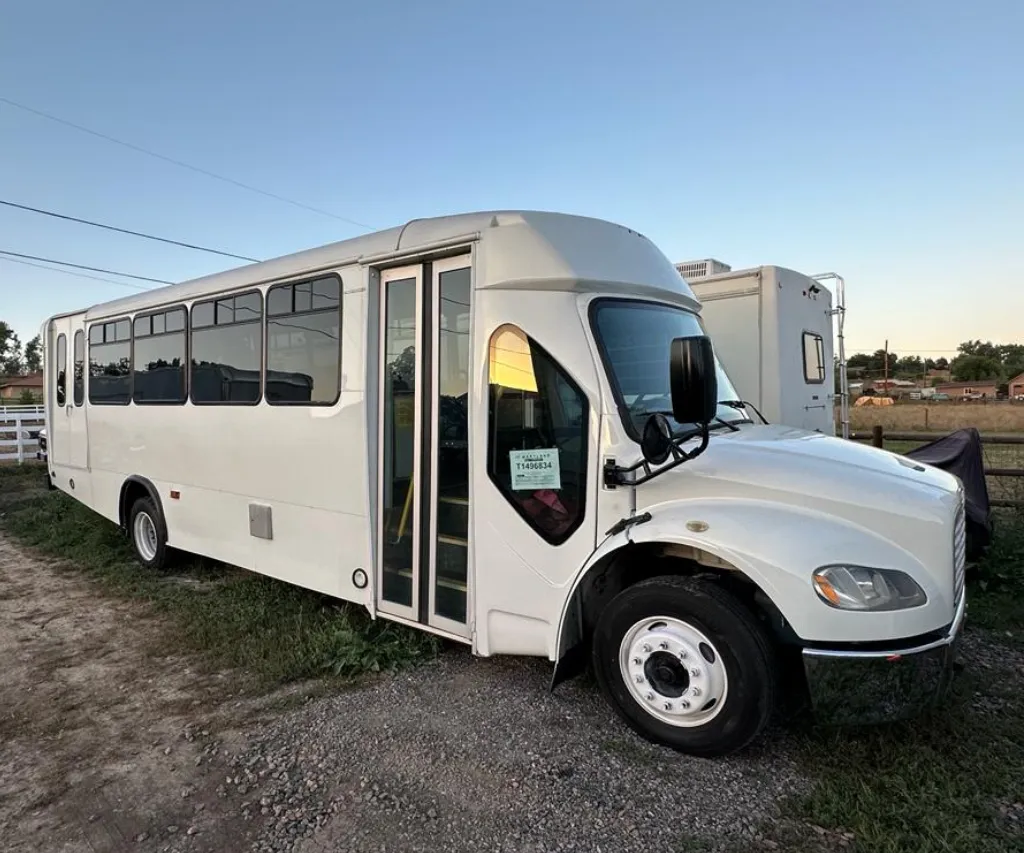 ADA Accessible Mini Coach for minibus rental