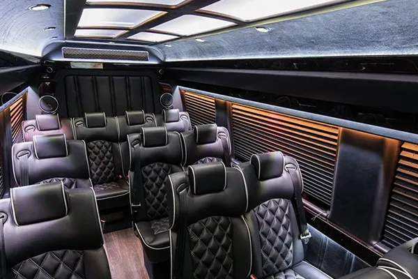 Mercedes-Benz Executive Sprinter for minibus rental