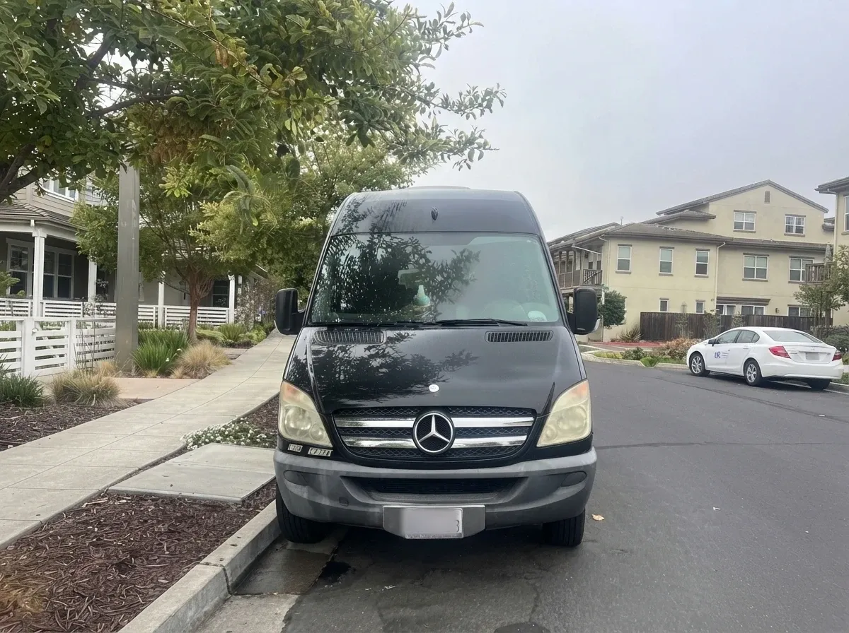 Mercedes-Benz Executive Sprinter in black, available to rent