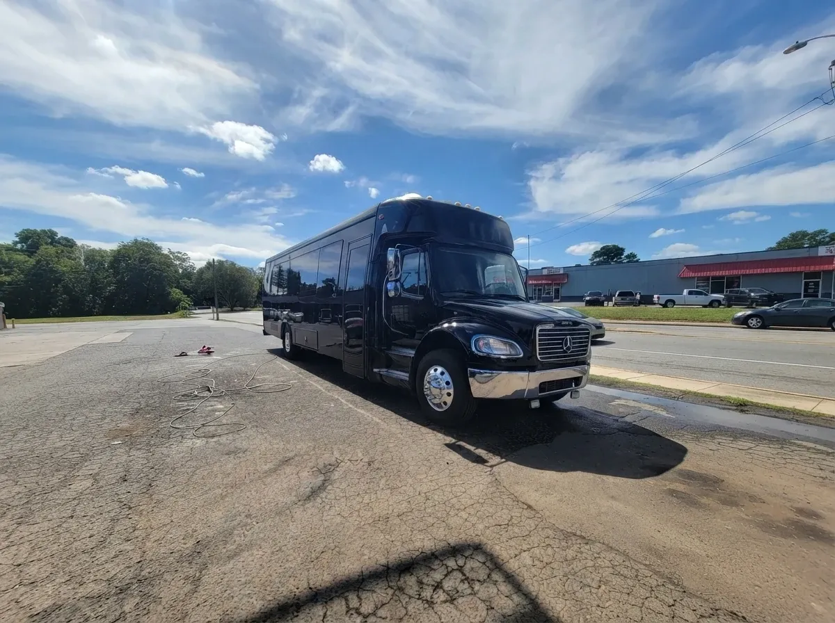 Mercedes-Benz Party Buses Mercedes-Benz Party Buses in black, available to rent