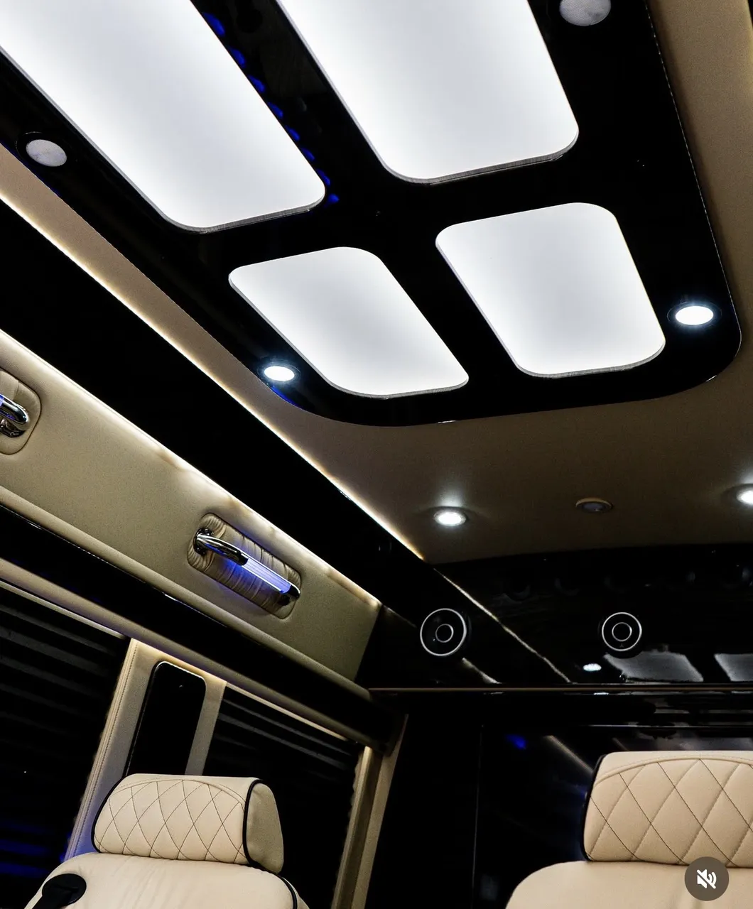 Mercedes Sprinter Van, photo 3 for minibus rental