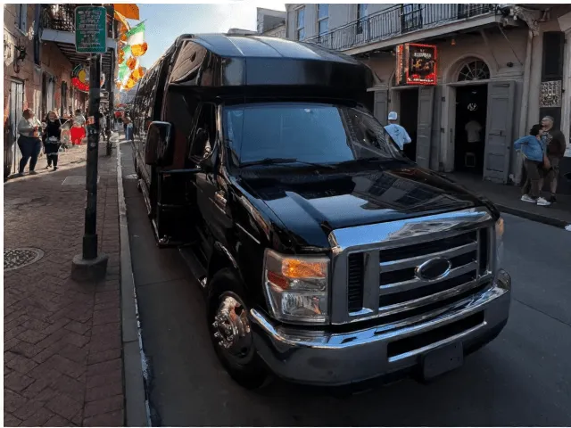 24 Passenger Mini Bus for minibus rental