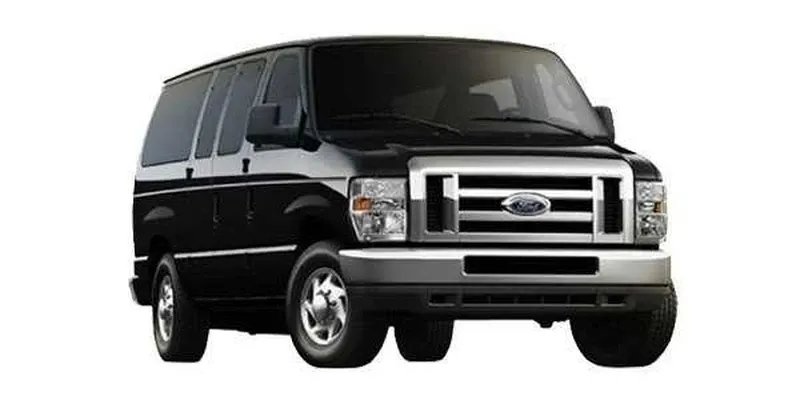 Mini Coach Van, image 2